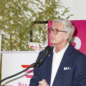 Thierry Drilhon lors de l'inauguration du "Bus du coeur des femmes" à Argenteuil de l'association "Agir pour le coeur de femmes" avec le soutien de la Fondation Marc Ladreit de Lacharrière le 11 mars 2026.
© Jack Tribeca / Bestimage