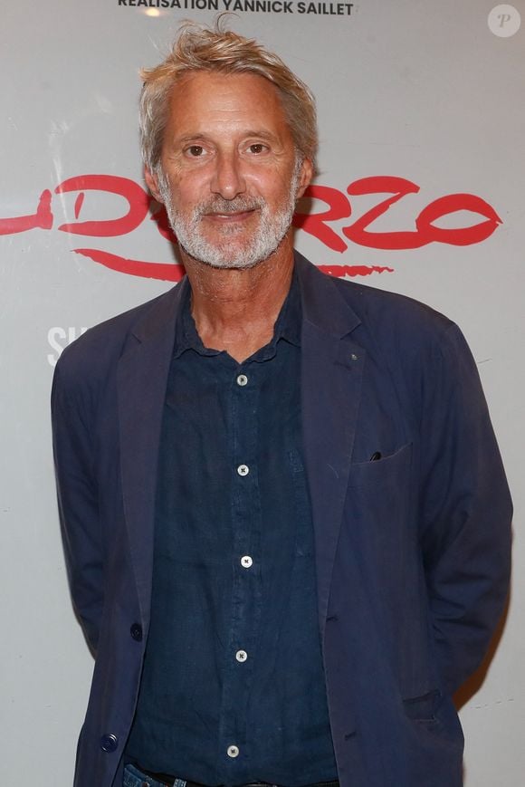 Invité à "RTL", Antoine de Caunes a confié : "On se dit que c'est tellement génial, mais en fait, c'est pathétique".

Exclusif - Antoine de Caunes à l'avant-première du documentaire "Uderzo, sur le divan d'Astérix", au cinéma Club de l'étoile à Paris, le 13 septembre 2023. 

Photo : Christophe Clovis / Bestimage