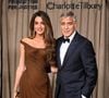 A Saint-Tropez, George et Amal Clooney sont apparus plus complices que jamais à l’occasion du 65e anniversaire de l’acteur

George Clooney et sa femme Amal Clooney assistent au spectacle The Albies de la Fondation Clooney pour la Justice au Musée d'Histoire Naturelle de Londres, Angleterre. © Backgrid UK/ Bestimage