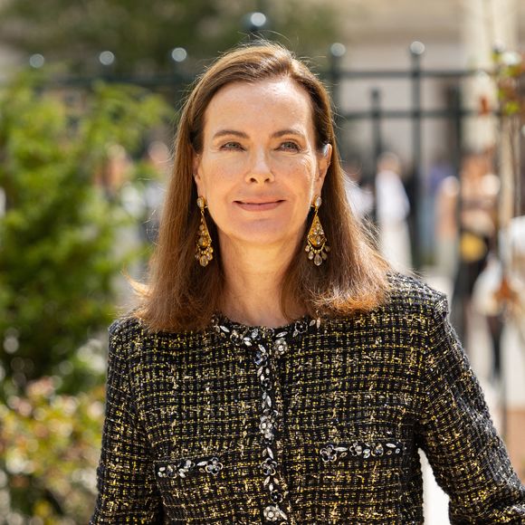 Carole Bouquet se confie avec émotion sur l'avenir de sa célèbre propriété située en Italie.

Carole Bouquet - Arrivées au défilé Chanel Collection Haute Couture Automne/Hiver 2025-2026 lors de la Fashion Week de Paris (PFW), au Grand Palais, à Paris.

© ThibaultDuboucher/Bestimage