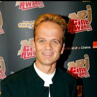 Passe-Muraille marié : cette unique célébrité, connue des téléspectateurs de Fort Boyard, qui a assisté à l’événement