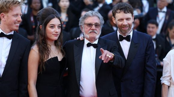 Cannes 2026 : Daniel Auteuil soutenu par sa fille Nelly et son ex Emmanuelle Béart, divine pour la montée des marches