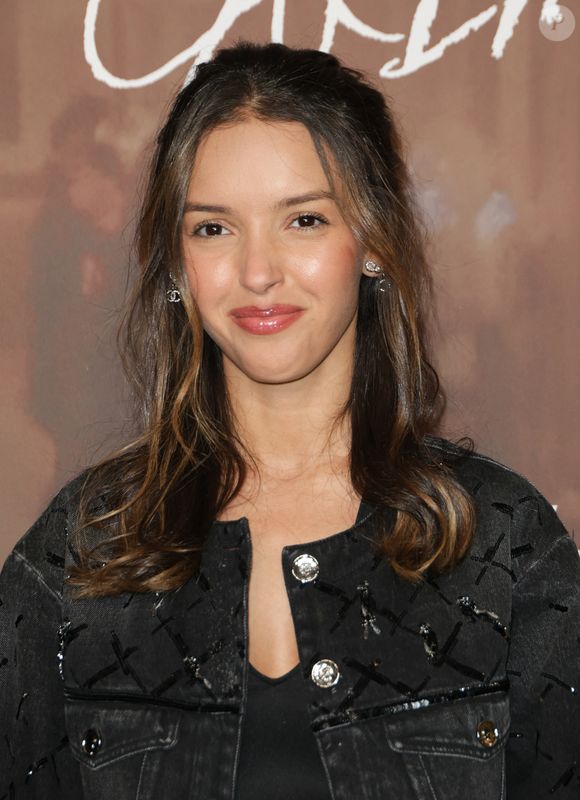 Lyna Khoudri au photocall de la série "Carême" sur Apple TV+ au Palace Le Meurice à Paris, France, le 2 avril 2025. © Coadic Guirec/Bestimage