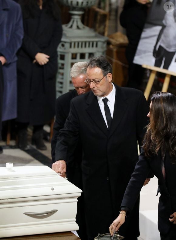 André Boudou, Jean Reno - Personnalités aux obsèques du chanteur Johnny Hallyday en l'église La Madeleine à Paris, France, le 9 décembre 2017. © Borde-Jacovides/Bestimage