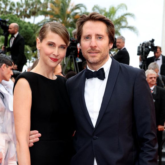Ophélie Meunier et son mari Mathieu Vergne - Montée des marches du film « The zone of interest » lors du 76ème Festival International du Film de Cannes, au Palais des Festivals à Cannes. Le 19 mai 2023
© Jacovides-Moreau / Bestimage