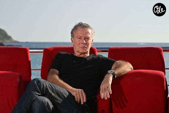 Ce jeudi 29 octobre, il a lancé un appel sur les réseaux sociaux pour les retrouver.

Franck Dubosc inaugure son banc dans le cadre du "1er Festival du Film Français - Plans séquences" de Cassis, le 17 octobre 2026. 
© Bebert / Bestimage