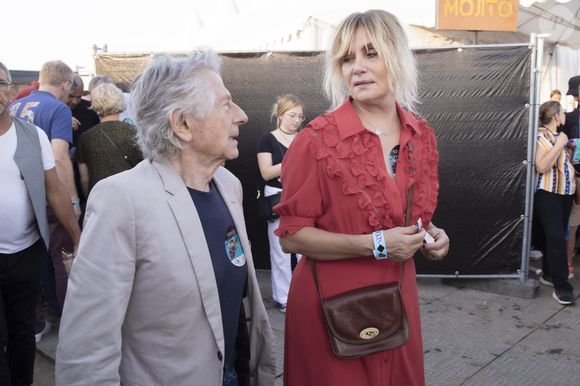 Roman Polanski et sa femme Emmanuelle Seigner - Les Rolling Stones en concert à l'hippodrome de Longchamp, dans le cadre de leur tournée anniversaire "Sixty", qui marque leurs 60 ans de carrière (1962-2022). Paris, le 23 juillet 2022.
© Jack Tribeca / Bestimage.