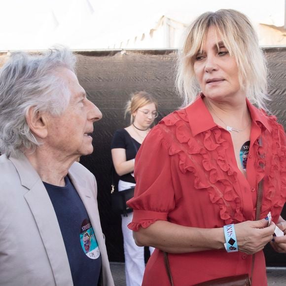 Roman Polanski et sa femme Emmanuelle Seigner - Les Rolling Stones en concert à l'hippodrome de Longchamp, dans le cadre de leur tournée anniversaire "Sixty", qui marque leurs 60 ans de carrière (1962-2022). Paris, le 23 juillet 2022.
© Jack Tribeca / Bestimage.