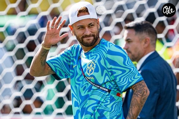 13 juin 2026, East Rutherford, New Jersey, États-Unis : le Brésilien Neymar fait un geste avant le match du groupe C de la Coupe du monde de la FIFA 2026 opposant le Brésil au Maroc au New York New Jersey Stadium, le 13 juin 2026  (Crédit photo : © Riquelve Nata/Sport Press Photo via ZUMA Press / Bestimage)