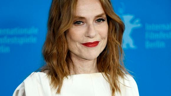Isabelle Huppert, 71 ans : l'actrice mise sur "la marche quotidienne" pour entretenir sa silhouette
