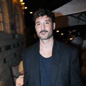 Jérémy Frérot - A l'occasion de la fête des Mères, Adriana Karembeu et Lenôtre s'associent pour créer l'entremets "Nina" au Pré Catelan à Paris le 29 avril 2025.
© Rachid Bellak/Bestimage