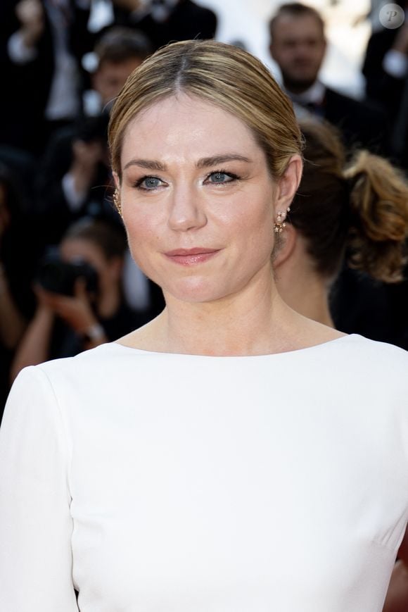 “Et puis, la dernière chimiothérapie n’a pas fonctionné, l’immunothérapie non plus…”, conclut-elle

Emilie Dequenne - Montée des marches du film « The Old Oak » lors du 76ème Festival International du Film de Cannes, au Palais des Festivals à Cannes. Le 26 mai 2023
© Jacovides-Moreau / Bestimage