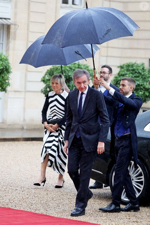 Bernard Arnault, Pdg de LVMH et sa femme Hélène Mercier Arnault - Arrivées des personnalités au dîner d'État en l'honneur du président brésilien et de sa femme au palais présidentiel de l'Élysée à Paris le 5 juin 2025.

Jacovides / Moreau / Bestimage