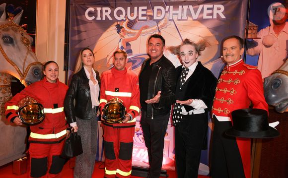 Arnaud Ducret et sa femme Claire Francisci au photocall de la générale du spectacle "Tempo" du Cirque d'Hiver Bouglione à Paris, France, le 18 octobre 2025. © Coadic Guirec/Bestimage