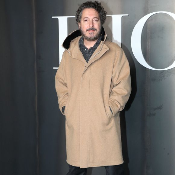 Guillaume Gallienne au photocall du défilé Dior Homme à l'École-Militaire lors de la semaine de la mode masculine automne/hiver 2025-2026 à Paris, France, le 24 janvier 2025. © Bertrand Rindoff/Bestimage