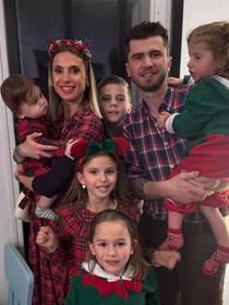 Impossible de marcher et parler pour Liv (3 ans) : le clan Augoyard (Familles nombreuses) change sa maison de la Loire pour elle