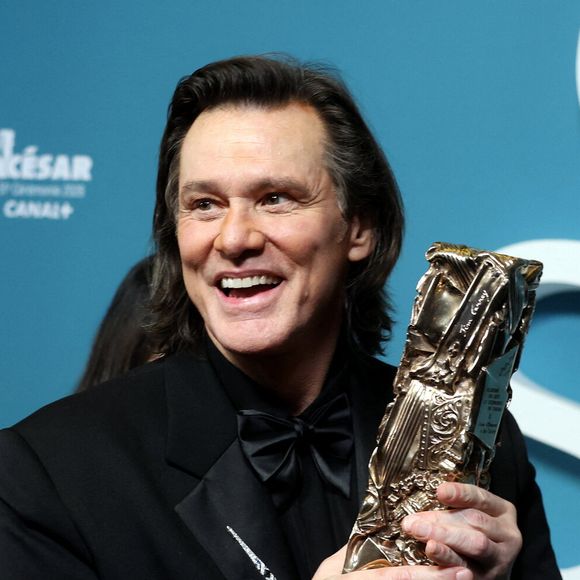 Mais aussi le César d'honneur pour Jim Carrey

Jim Carrey (César d'Honneur pour l'ensemble de sa carrière) - Press room de la 51ème cérémonie des César, à l'Olympia. Paris, le 26 février 2026.
© Dominique Jacovides/Bestimage