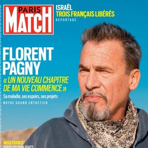 Le magazine "Paris Match" du 30 novembre 2023
