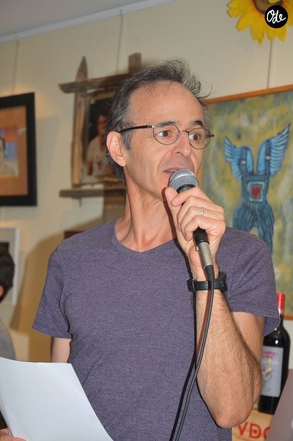Son musée est accessible gratuitement sur rendez-vous.

Jean-Jacques Goldman - Vente aux enchères à l'occasion du 20ème anniversaire du spectacle "Les Vendanges du Coeur" à Ouveillan, près de Narbonne (Aude) au profit des "Restos du Coeur" le 20 juillet 2014. 
ROBERT FAGES / BESTIMAGE