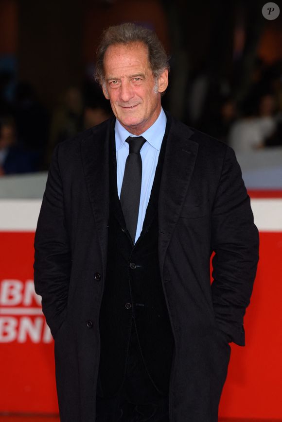 “Il faut que tout le monde soit bien autour de vous pour que vous soyez bien”, résume-t-il

Vincent Lindon au Festival du film de Roma le 18 octobre 2024. SGP / BESTIMAGE