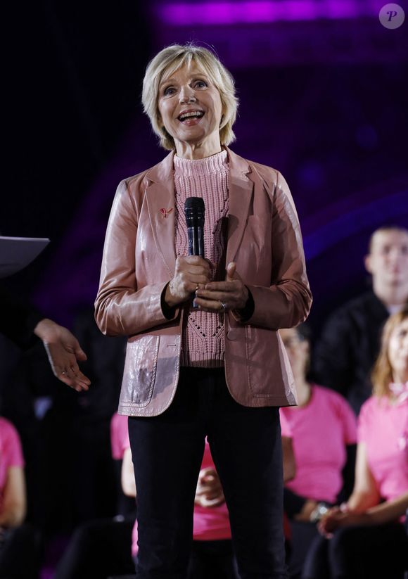Exclusif - Evelyne Dhéliat - Soirée de lancement "Octobre Rose" organisée par l'association Ruban Rose présentée par I. Ithurburu à Paris le mardi 30 septembre 2025.

© Coadic / Ausset-Lacroix / Bestimage
