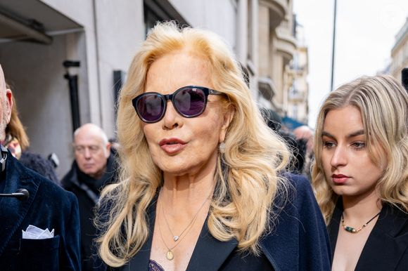 Sylvie Vartan et sa fille Darina Scotti - Arrivées au défilé Stéphane Rolland salle Pleyel Collection Haute Couture Printemps/Eté 2025 lors de la Fashion Week de Paris (PFW), France, le 28 janvier 2025. Pierre Perusseau/Bestimage