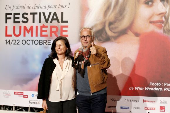Emmanuelle Garassino et son compagnon Fabrice Luchini, acteur, lors de la cérémonie d’ouverture de la 15ème édition du Festival du film Lumière à Lyon, du 15 au 22 octobre 2023. 
© Pascal Fayolle / Bestimage