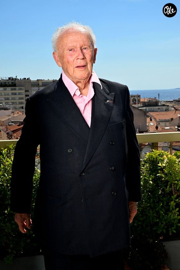 Exclusif - Rendez-vous avec Philippe Bouvard et sa femme Colette à leur domicile à Cannes, France, le 24 août 2022.  © Bruno Bebert/Bestimage