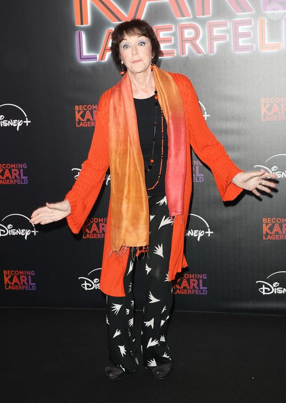 Elle a réduit la superficie des massifs de vivaces, remis la plupart en herbe et limité les dépenses.

Anny Duperey - Avant-première du film "Becoming Karl Lagerfeld" au cinéma Le Grand Rex à Paris le 28 mai 2024. © Coadic Guirec/Bestimage
