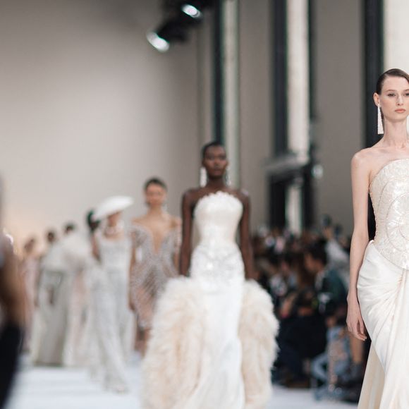 Défilé Tamara Ralph "Collection Haute Couture Printemps/Eté 2025" lors de la Fashion Week de Paris, le 7 juillet 2025.

© Da Silva / Perusseau / Bestimage