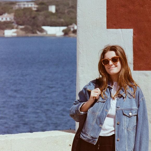 La journaliste explique vouloir simplement découvrir de nouveaux horizons professionnels après une expérience qu'elle qualifie de passionnante.

Capture d'écran du compte Instagram d'Ambre Chalumeau.
