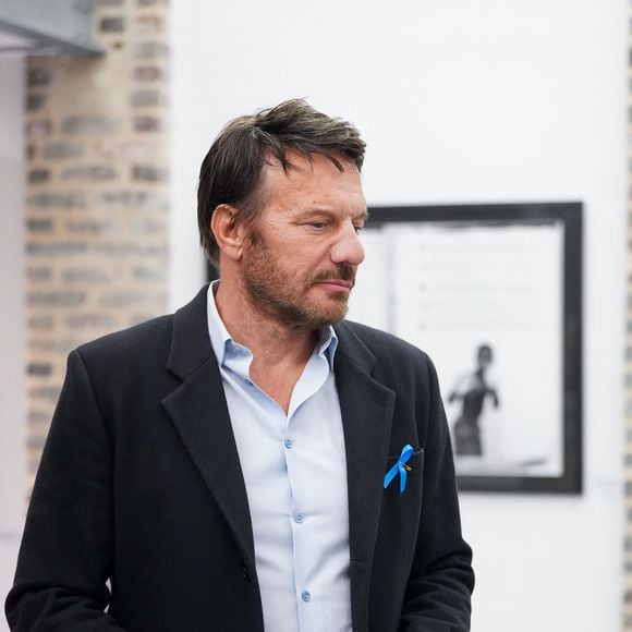 Samuel Le Bihan - Vernissage de l'Exposition « 11 »consacrée au photographe et réalisateur Richard Aujard sur l'Île Saint-Louis le 9 octobre 2025.

© Anne-Sophie Guebey / Bestimage