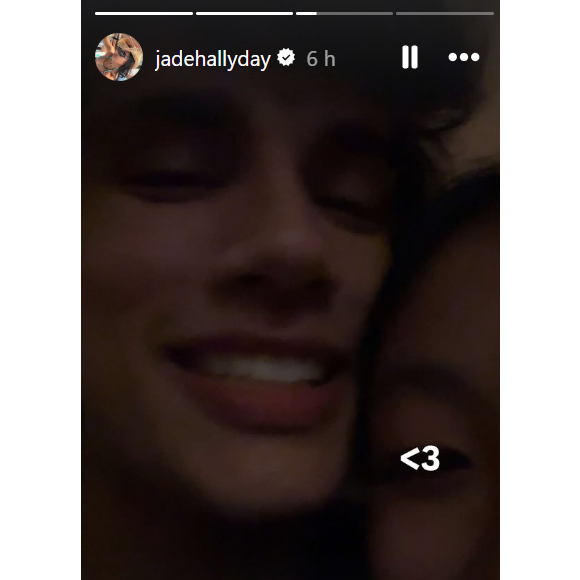 Jade Hallyday dévoile le visage de son compagnon sur Instagram