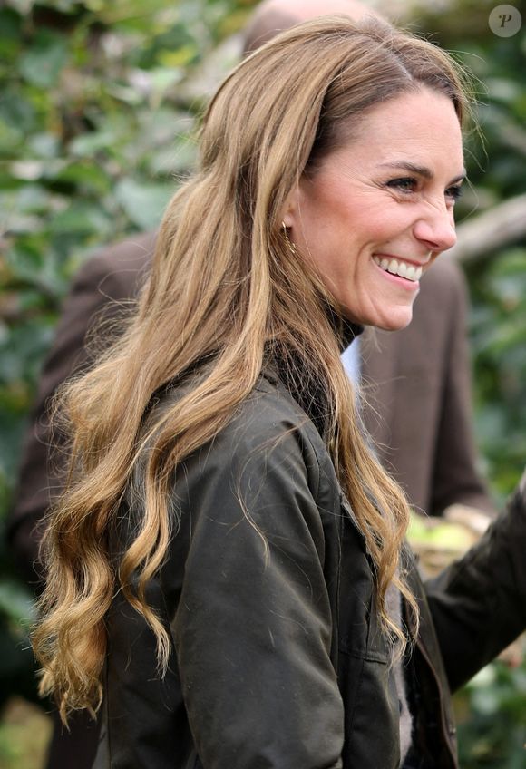 La princesse de Galles lors d'une visite à Long Meadow Cider à Portadown, Co Armagh, une exploitation familiale qui a évolué d'un producteur de pommes traditionnel à un producteur de cidres, jus et vinaigres artisanaux primés.mardi 14 octobre 2025. Photo by Chris Jackson/PA Wire/ABACAPRESS.COM