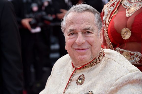 Le romancier est mort à l'hôpital des suites d'un AVC

Paul-Loup Sulitzer - Montée des marches pour la cérémonie de clôture du 75ème Festival International du Film de Cannes en 2022.
© Giancarlo Gorassini / Bestimage