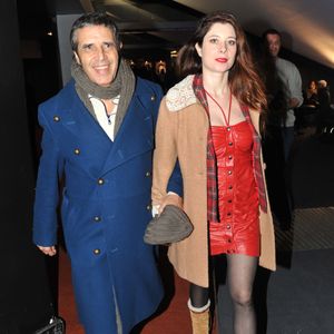 Julien Clerc et sa femme Helene Gremillon arrivent a la premiere de 'Arretez moi' a Paris le 6 Fevrier 2013.