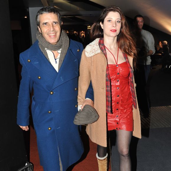 Julien Clerc et sa femme Helene Gremillon arrivent a la premiere de 'Arretez moi' a Paris le 6 Fevrier 2013.