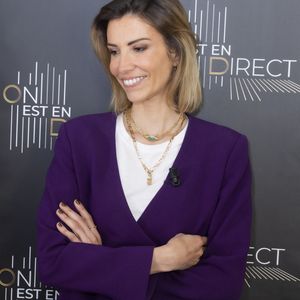 L'ancienne Miss France souffre depuis l'enfance d'une maladie auto-immune, 

Alexandra Rosenfeld - Backstage de l'émission OEED (On Est En Direct) présentée par L.Salamé et L.Ruquier - Paris le 23/04/2022 - © Jack Tribeca / Bestimage No web pour Belgique et Suisse