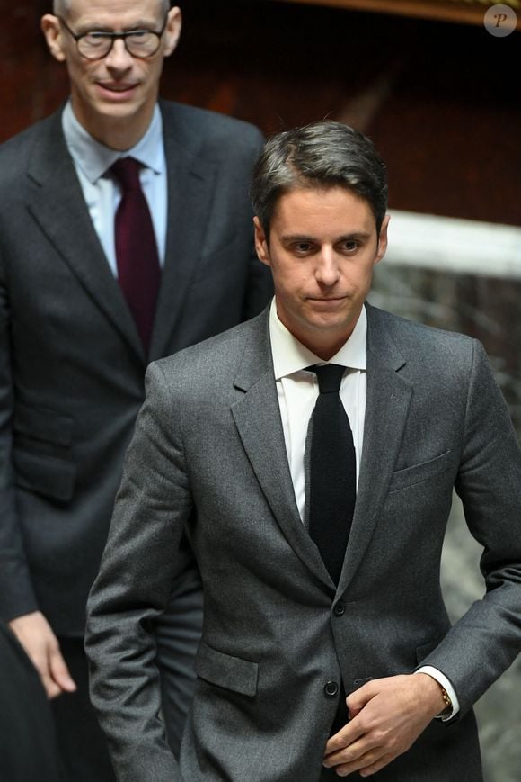 Il était alors âgé de seulement 34 ans et a été nommé à Matignon après plusieurs fonctions ministérielles. 
Gabriel Attal - Questions au gouvernement à l'Assemblée Nationale à Paris le 18 mars 2025.

© Lionel Urman / PsnewZ / Bestimage