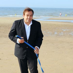 Didier Bourdon sur la plage dans le cadre du 23ème Festival du Film Romantique de Cabourg à Cabourg, France le 13 juin 2009. Photo Thierry Orban/ABACAPRESS.COM