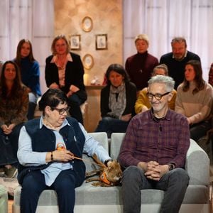 Thierry Lhermitte, Ginette Beauer sur plateau de l'émission "Animalement Vôtre" présentée par Bernard Montiel et diffusée le 22 mars 2026 sur France 3, à Paris, France, le 13 janvier 2026. © Julien Sarkissian/Bestimage