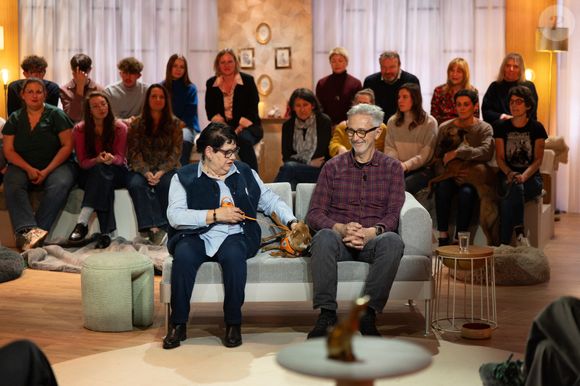 Thierry Lhermitte, Ginette Beauer sur plateau de l'émission "Animalement Vôtre" présentée par Bernard Montiel et diffusée le 22 mars 2026 sur France 3, à Paris, France, le 13 janvier 2026. © Julien Sarkissian/Bestimage