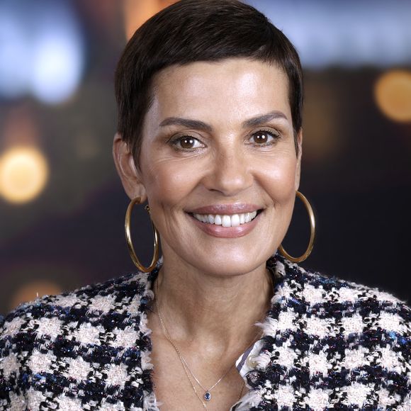 Trois ans plus tard, la voilà de retour.

Exclusif - Portrait de Cristina Cordula lors de l'enregistrement de l'émission "Chez Jordan de Luxe" à Paris. Le 18 septembre 2024
© Cédric Perrin / Bestimage