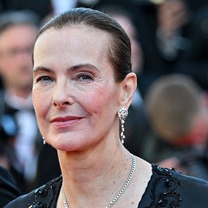 Deux apparitions très remarquées 

Carole Bouquet assiste à la projection de "The Mastermind" au 78ème Festival de Cannes à Cannes, France, le 23 mai 2025. Photo de Julien Reynaud/APS-Medias/ABACAPRESS.COM