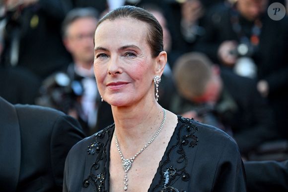 Deux apparitions très remarquées 

Carole Bouquet assiste à la projection de "The Mastermind" au 78ème Festival de Cannes à Cannes, France, le 23 mai 2025. Photo de Julien Reynaud/APS-Medias/ABACAPRESS.COM