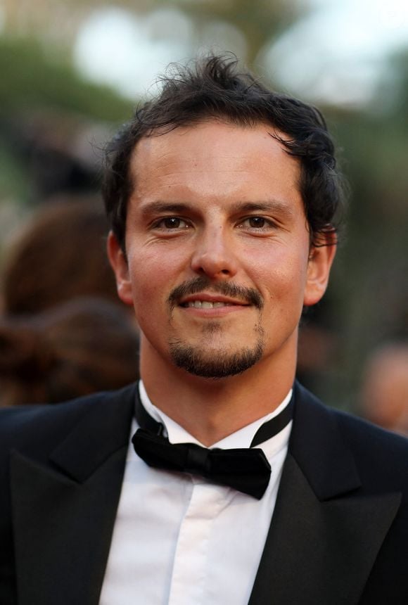 Juan Arbelaez - Montée des marches du film " Mascarade " lors du 75ème Festival International du Film de Cannes. Le 27 mai 2022
© Dominique Jacovides / Bestimage