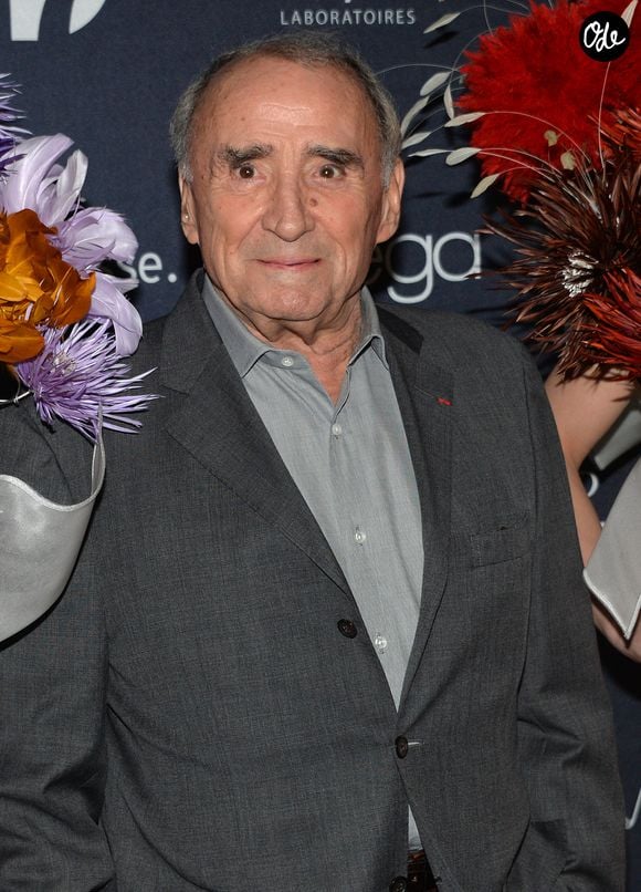 Claude Brasseur - Photocall de la 10ème cérémonie des Globes de Cristal au Lido à Paris, le 13 avril 2015.

© Bestimage