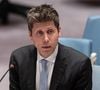 Sam Altman alerte sur les cyberattaques liées à l'IA.

Sam Altman, directeur général d’OpenAI, prend la parole lors d’une réunion du Conseil de sécurité consacrée à l’intelligence artificielle et à la sécurité internationale, au siège des Nations unies à New York © Lev Radin/ZUMA Press Wire