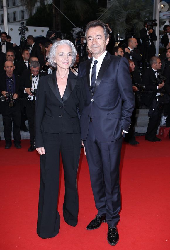 Michel Denisot et sa femme Martine Patier lors de la montée des marches du film "Thérèse Desqueroux" pour la cérémonie de clôture du 65e festival de Cannes, le 27 mai 2012. Crédit Jacovides Borde Moreau / Bestimage