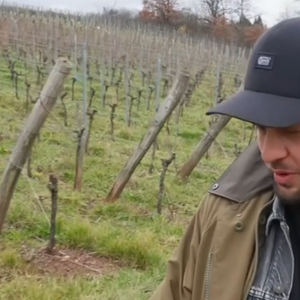 Claudio Capéo sur ses terres en Alsace. Reportage diffusé dans le JT de 13 heures de TF1 le 23 décembre 2025.